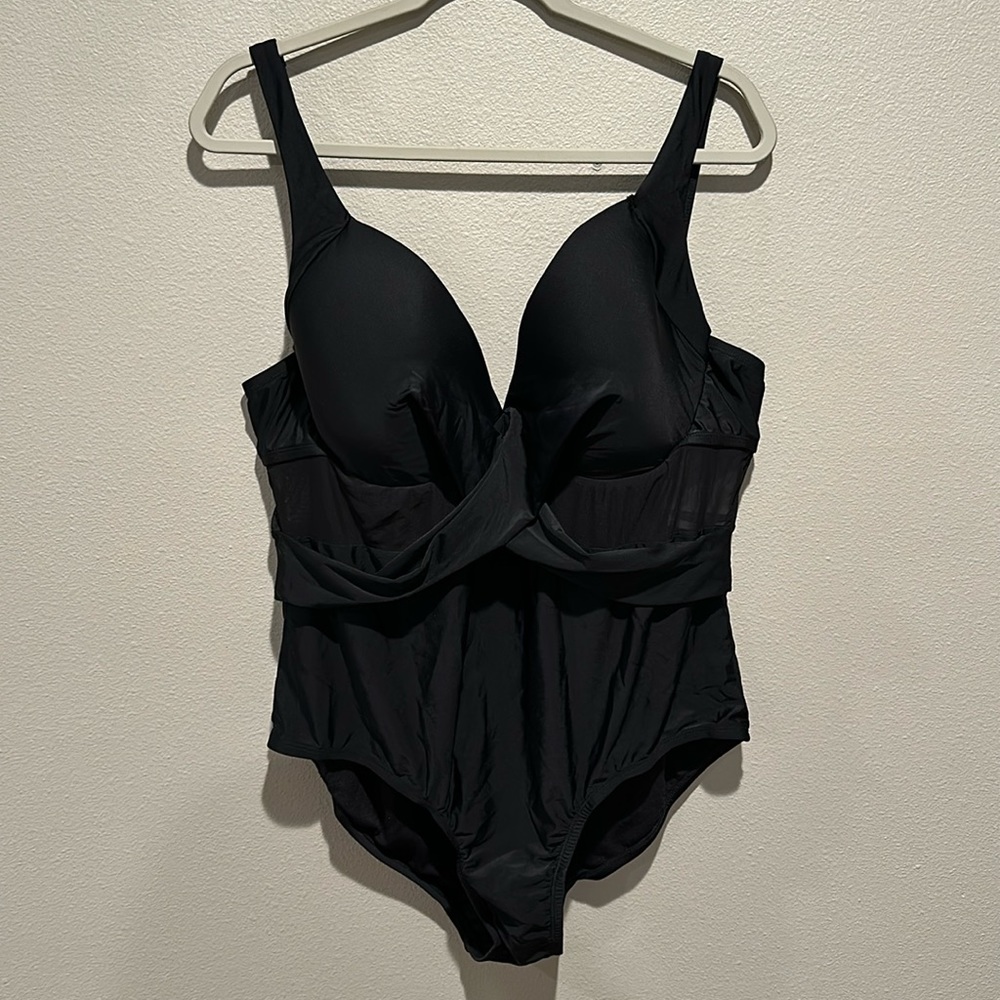 Meet Curve one piece swim suit size: 4XL